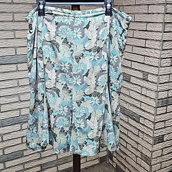 AXCESS by Liz Claiborne Skirt Very pretty Sz 16 - Picture 1 of 10